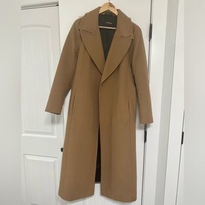 Beautiful! Excellent condition! Mackage Babie Coat Large